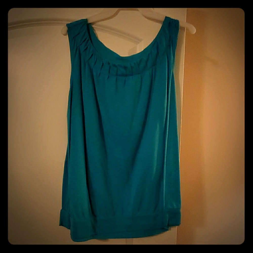 22/24 Sleeveless teal blouse